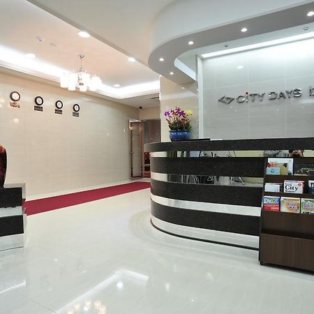 Global Inn Seoul Dongdaemun City Days Inn Esterno foto