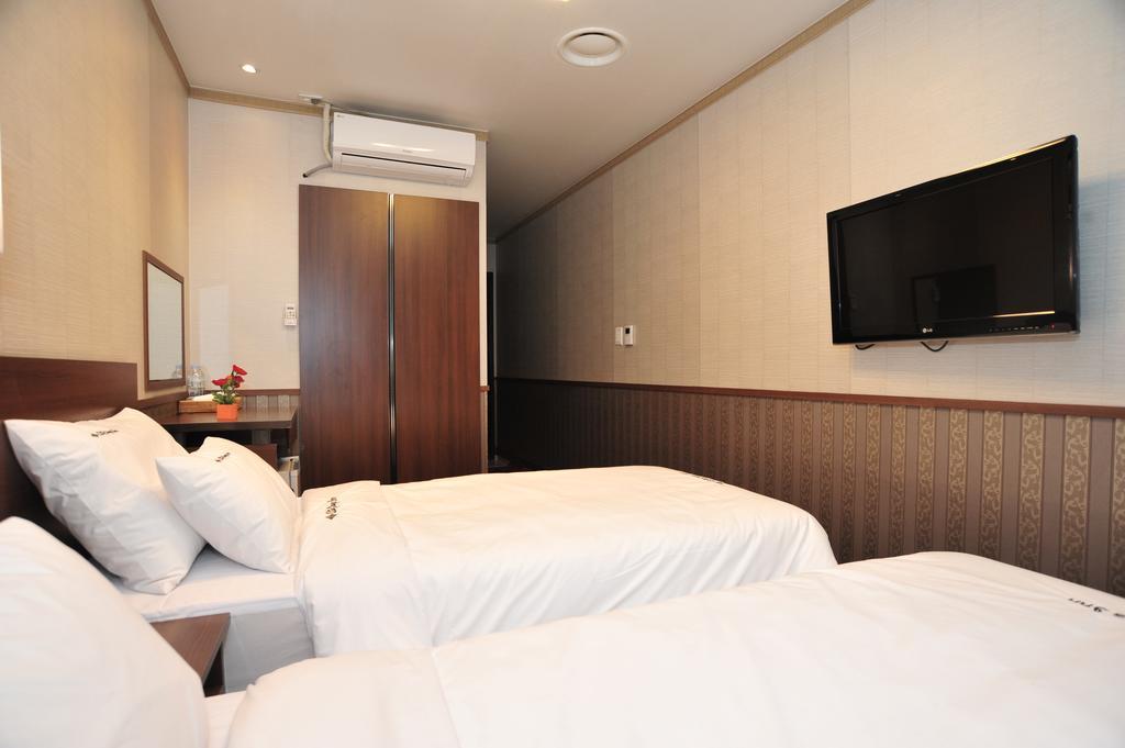 Global Inn Seoul Dongdaemun City Days Inn Esterno foto