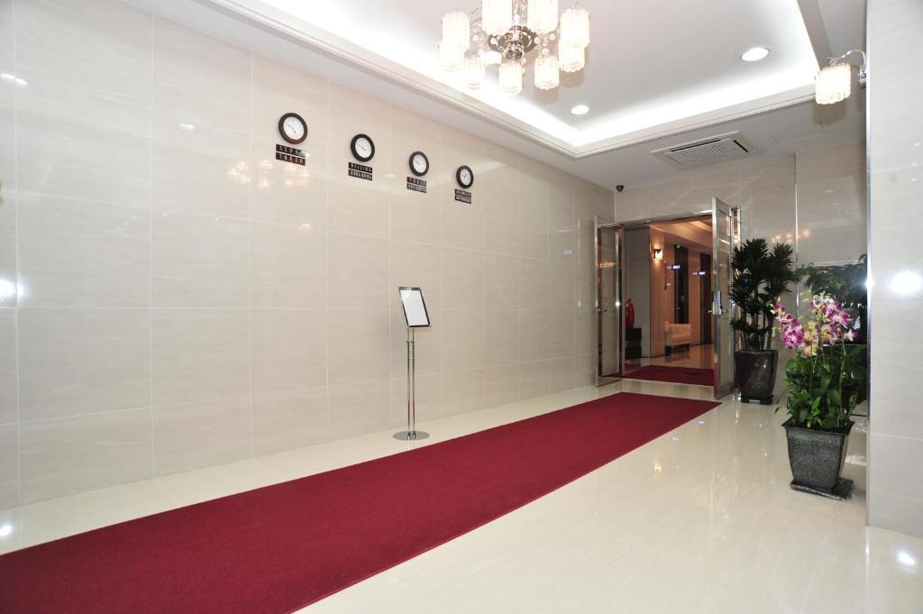 Global Inn Seoul Dongdaemun City Days Inn Esterno foto